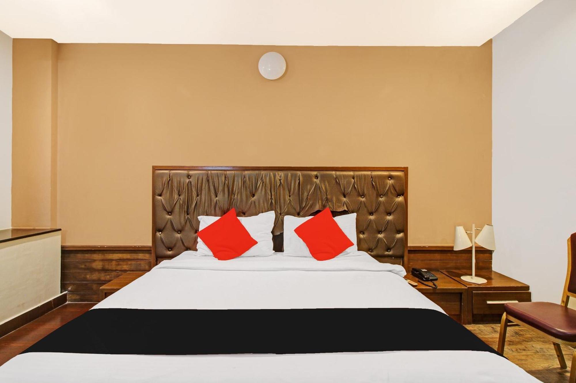 Collection O 82357 Hotel Surabhi Pride Trimulgherry المظهر الخارجي الصورة