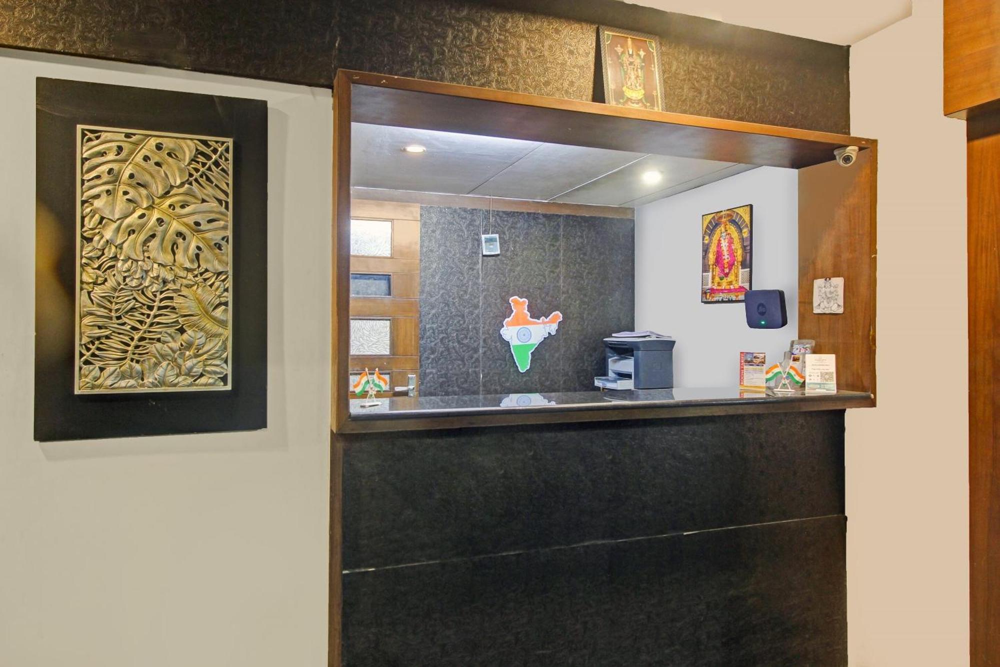 Collection O 82357 Hotel Surabhi Pride Trimulgherry المظهر الخارجي الصورة
